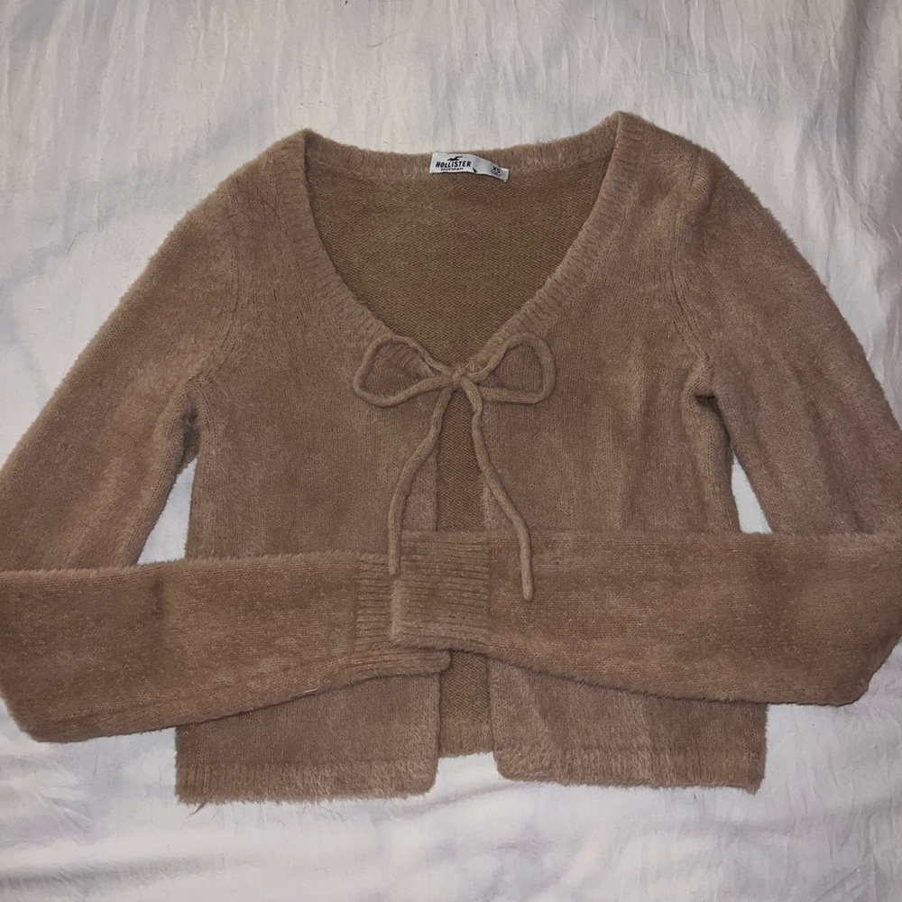 Hollister cardigan